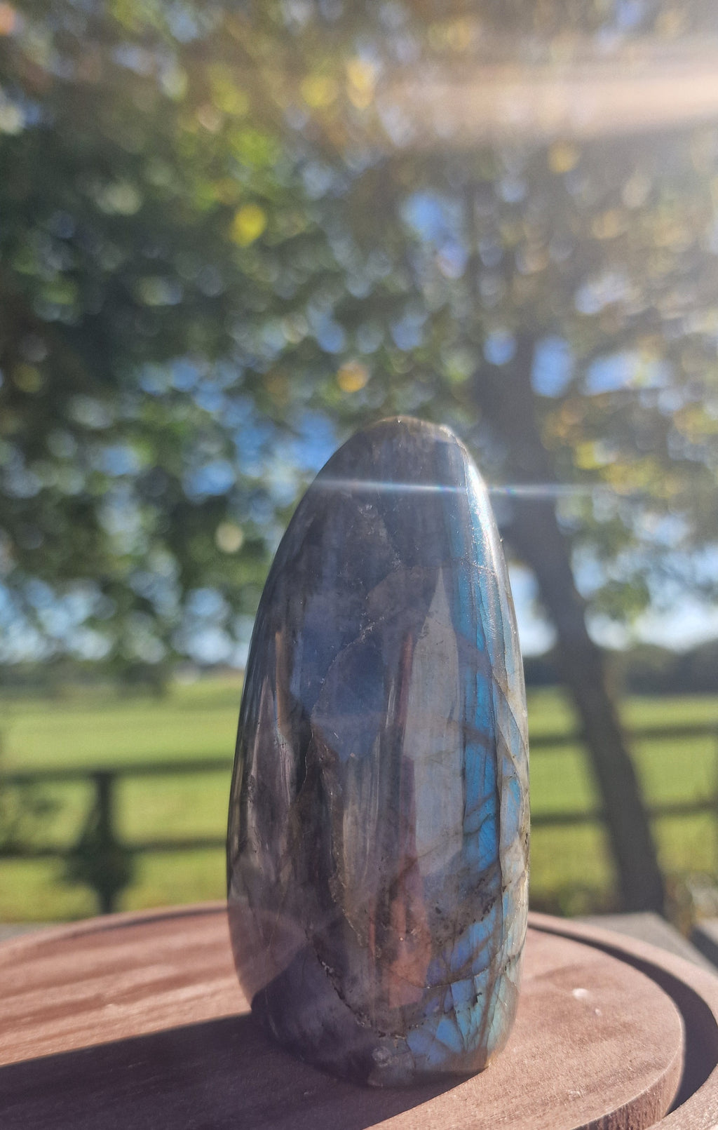 Labradorite cut base free form